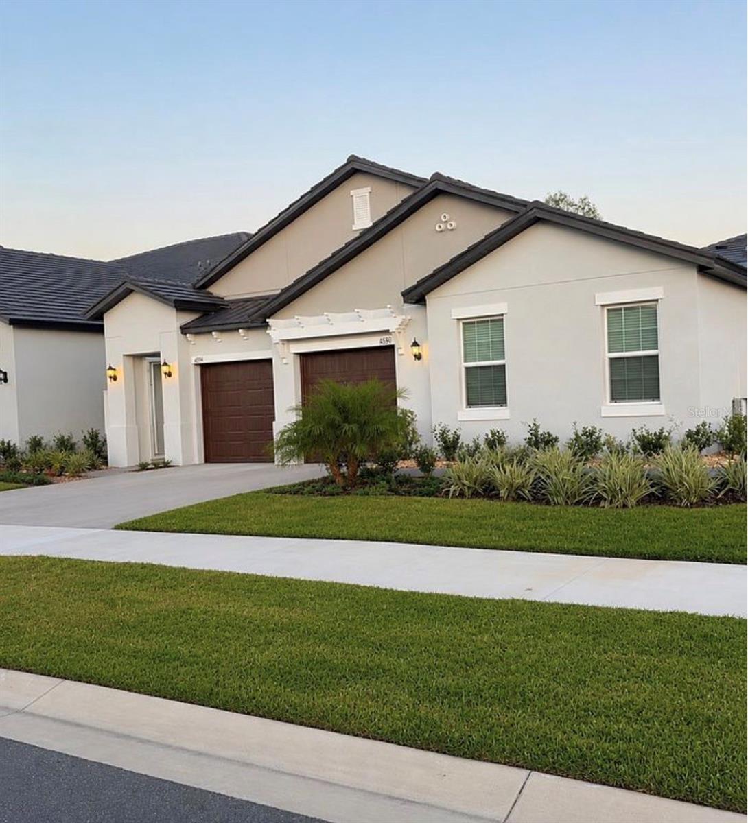 16890 Forge Surf Street end-unit villa in Angeline, Land O Lakes, Florida