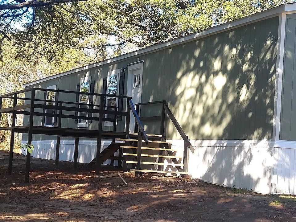 Listing photo of 229 Maple Street in Gun Barrel City, Texas
