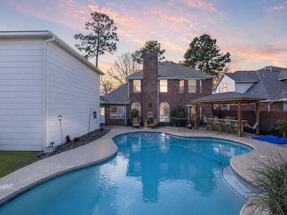 24102 Melina Lane in Tomball, Texas